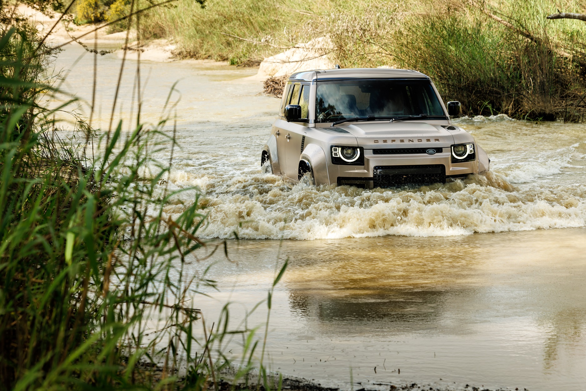 NEW DEFENDER OCTA LAUNCHED IN INDIA